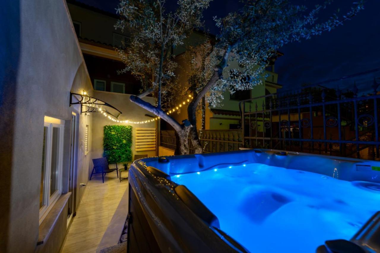 Studio Apartment Mare With Private Garden And Jacuzzi Vinkuran Ngoại thất bức ảnh